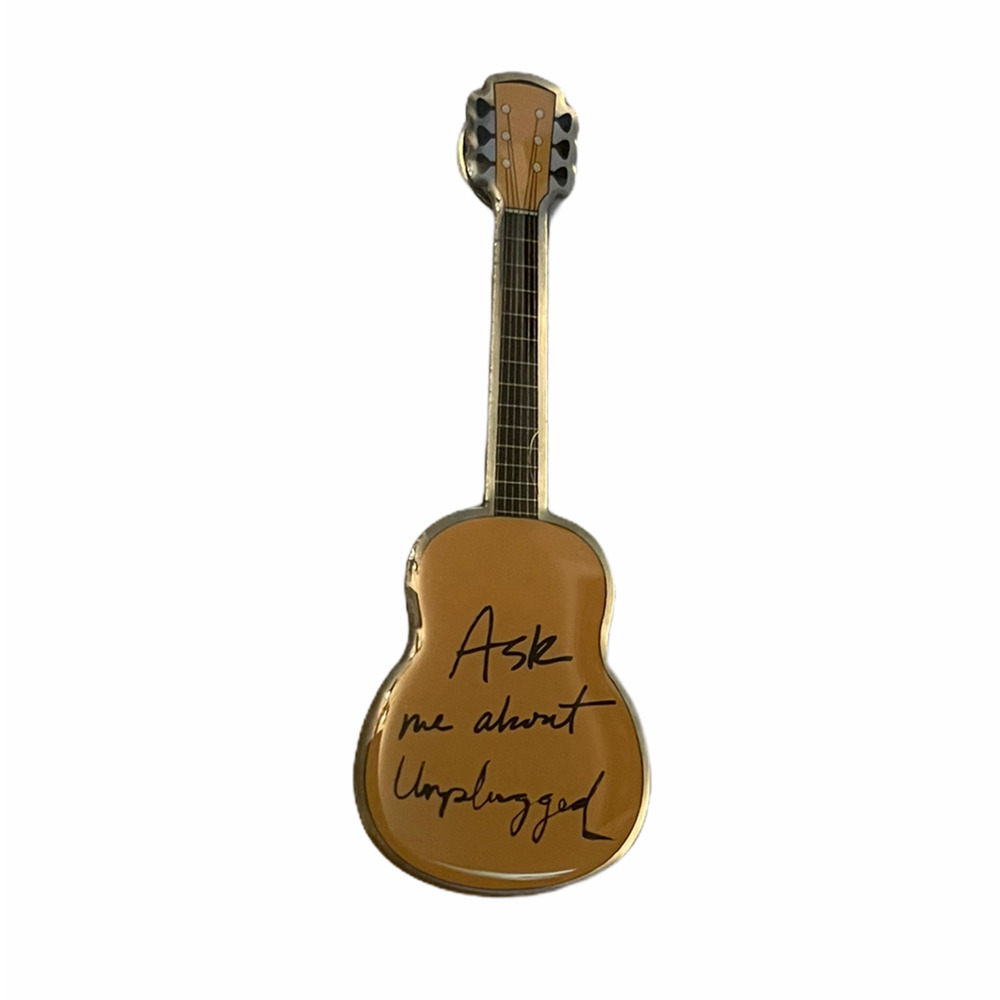 Jon Bovi Jovi guitar pin Avon New unplugged‎